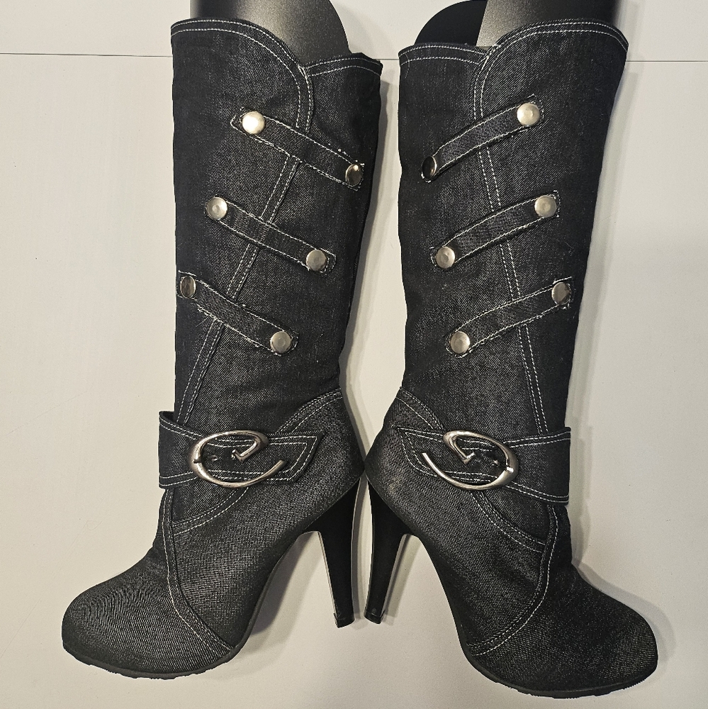 Chic stitched denim and buckled stiletto heeled women's boots. Size 38 UK. 7 US